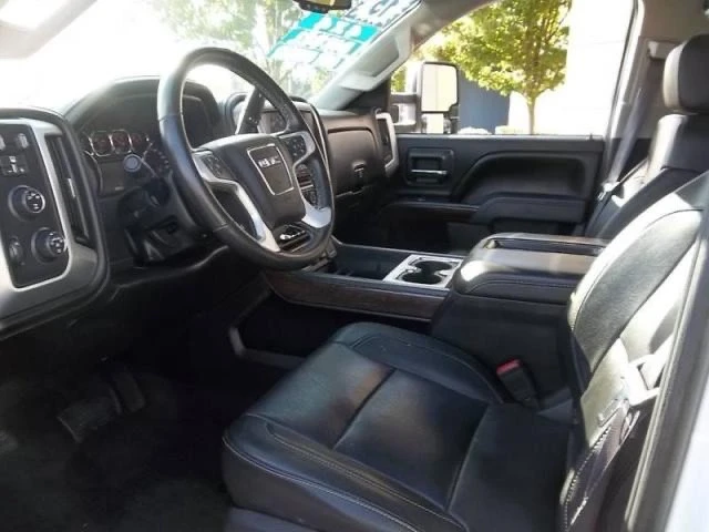2015 GMC Sierra Heavy Duty 4th Gen - Image 5 of 11