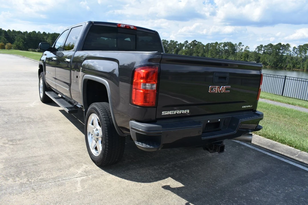 2015 GMC Sierra Heavy Duty 4th Gen - Image 9 of 21