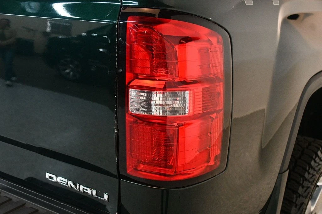 2015 GMC Sierra Heavy Duty 4th Gen - Image 9 of 12