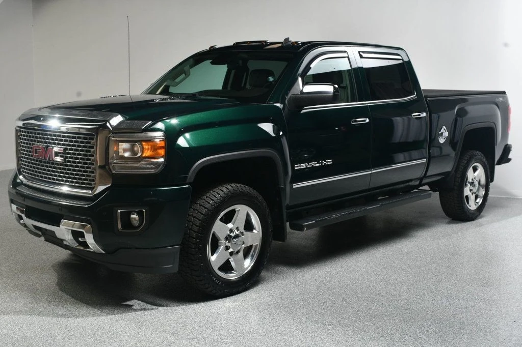 2015 GMC Sierra Heavy Duty 4th Gen - Image 2 of 12