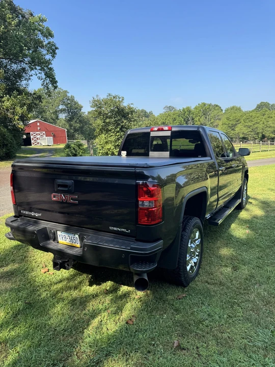 2015 GMC Sierra Heavy Duty 4th Gen - Image 5 of 31