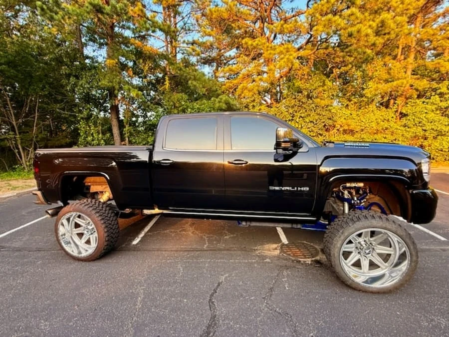 2015 GMC Sierra Heavy Duty 4th Gen - Image 2 of 22