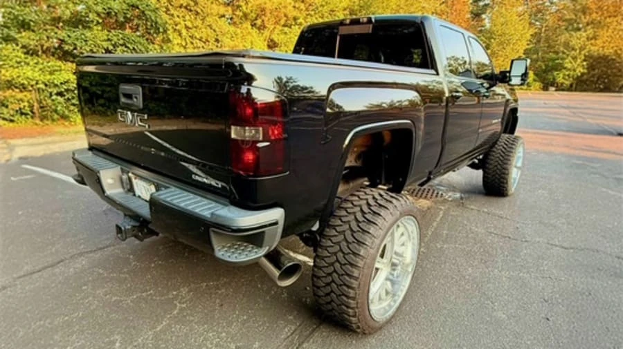 2015 GMC Sierra Heavy Duty 4th Gen - Image 3 of 22
