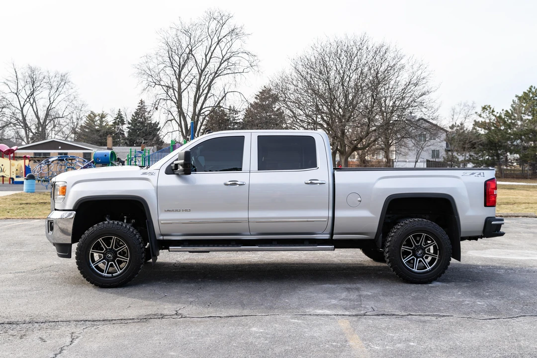 2015 GMC Sierra Heavy Duty 4th Gen - Image 6 of 31