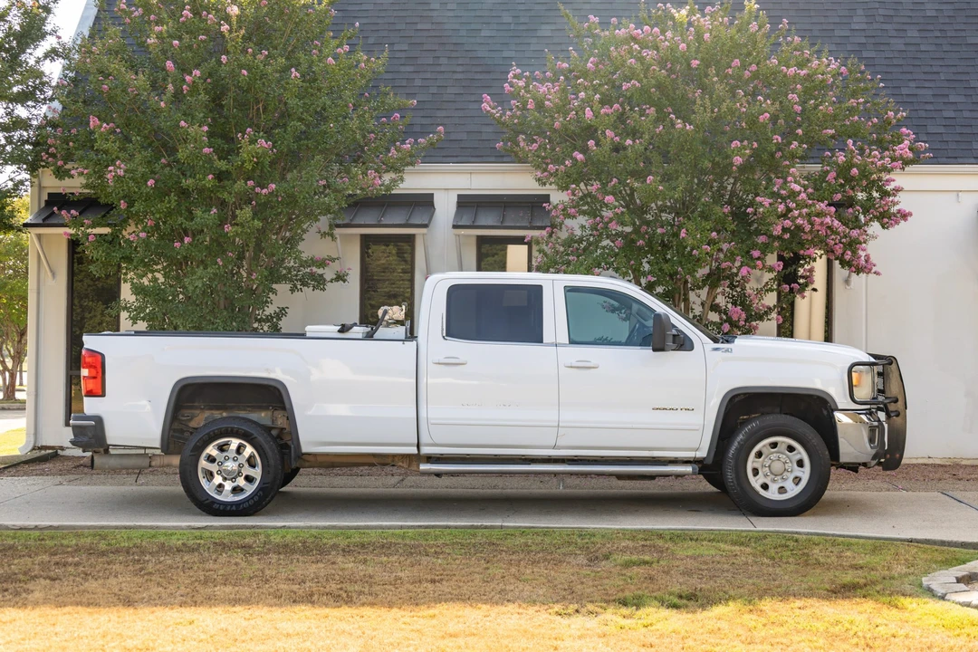 2015 GMC Sierra Heavy Duty 4th Gen - Image 13 of 31