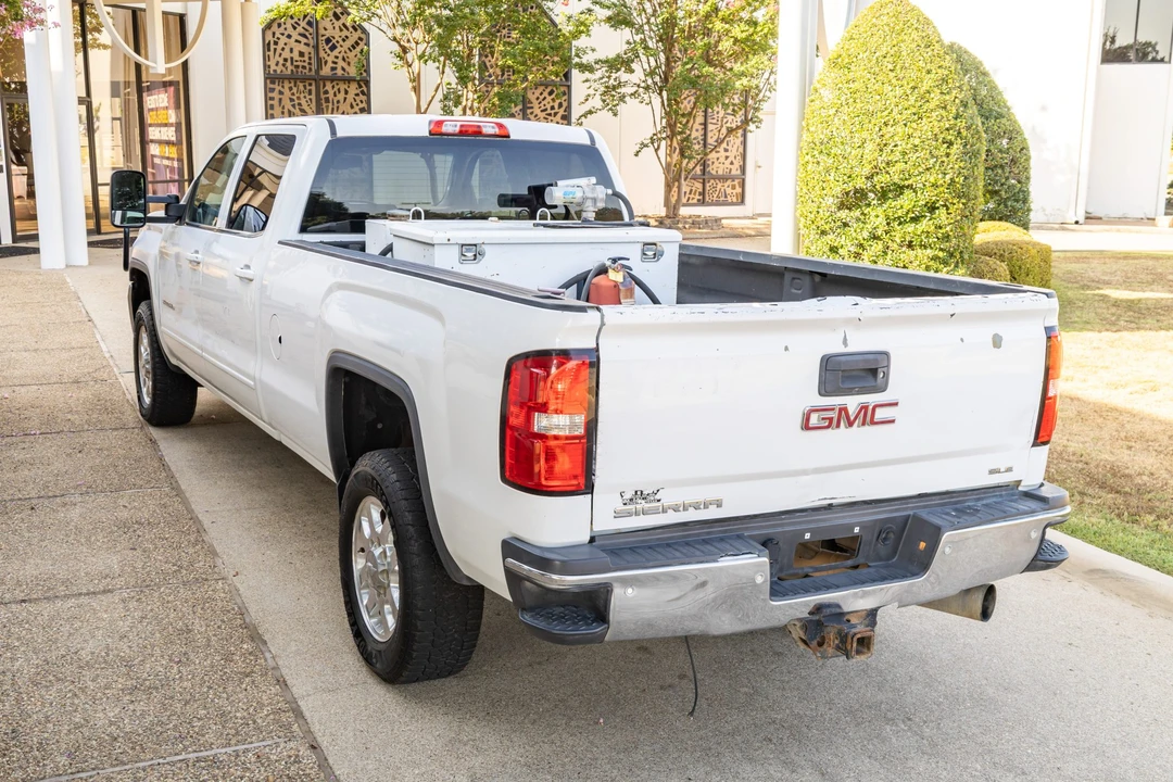 2015 GMC Sierra Heavy Duty 4th Gen - Image 6 of 31