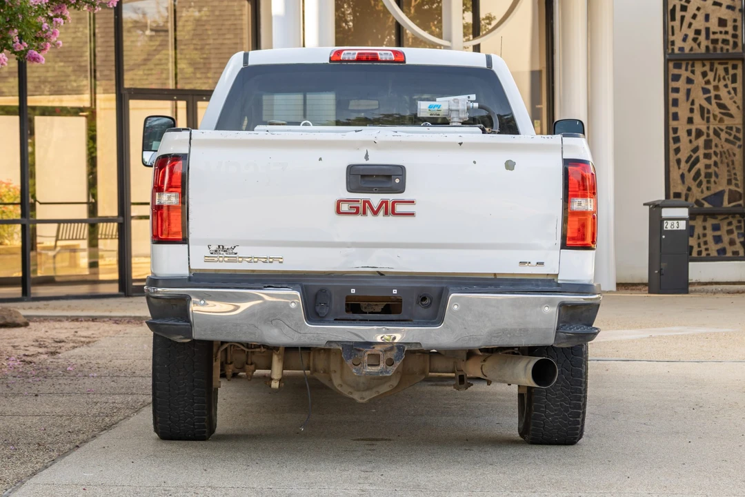 2015 GMC Sierra Heavy Duty 4th Gen - Image 8 of 31