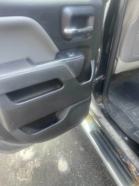 2015 GMC Sierra 3rd Gen - Image 11 of 19