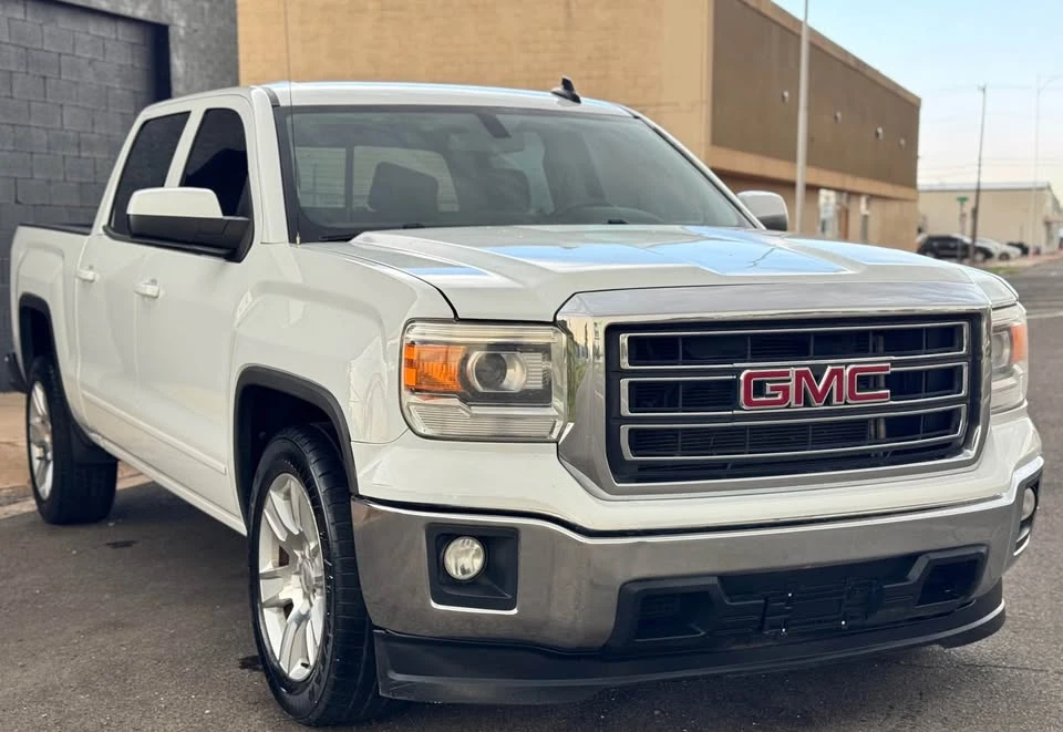 2015 GMC Sierra 4th Gen - Image 5 of 20