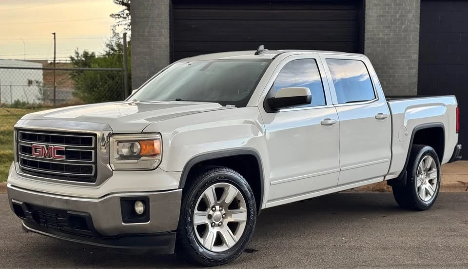 2015 GMC Sierra 4th Gen - Image 3 of 20