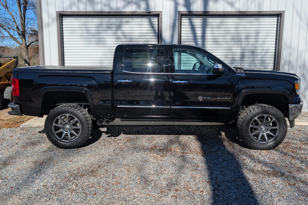 2015 GMC Sierra 4th Gen - Image 14 of 31