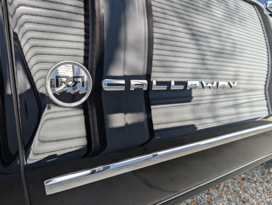 2015 GMC Sierra 4th Gen - Image 24 of 31