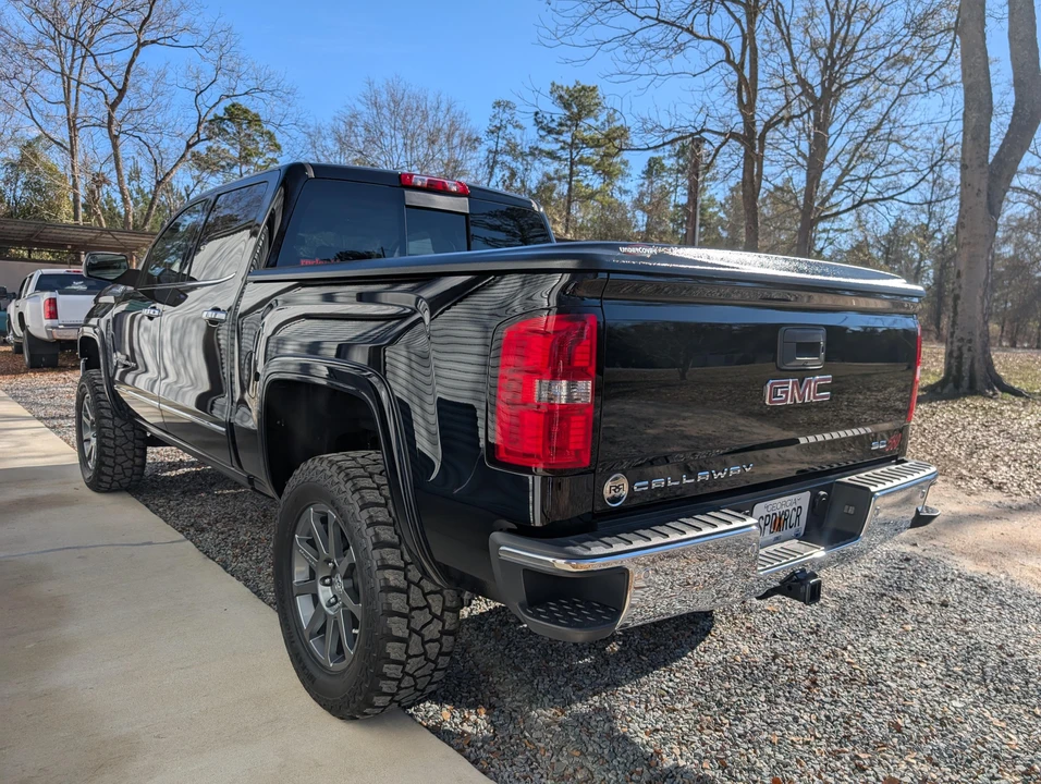 2015 GMC Sierra 4th Gen - Image 10 of 31