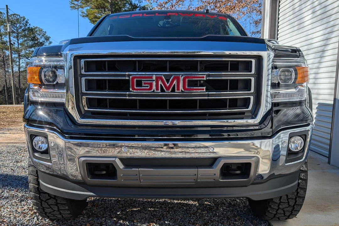 2015 GMC Sierra 4th Gen - Image 2 of 31