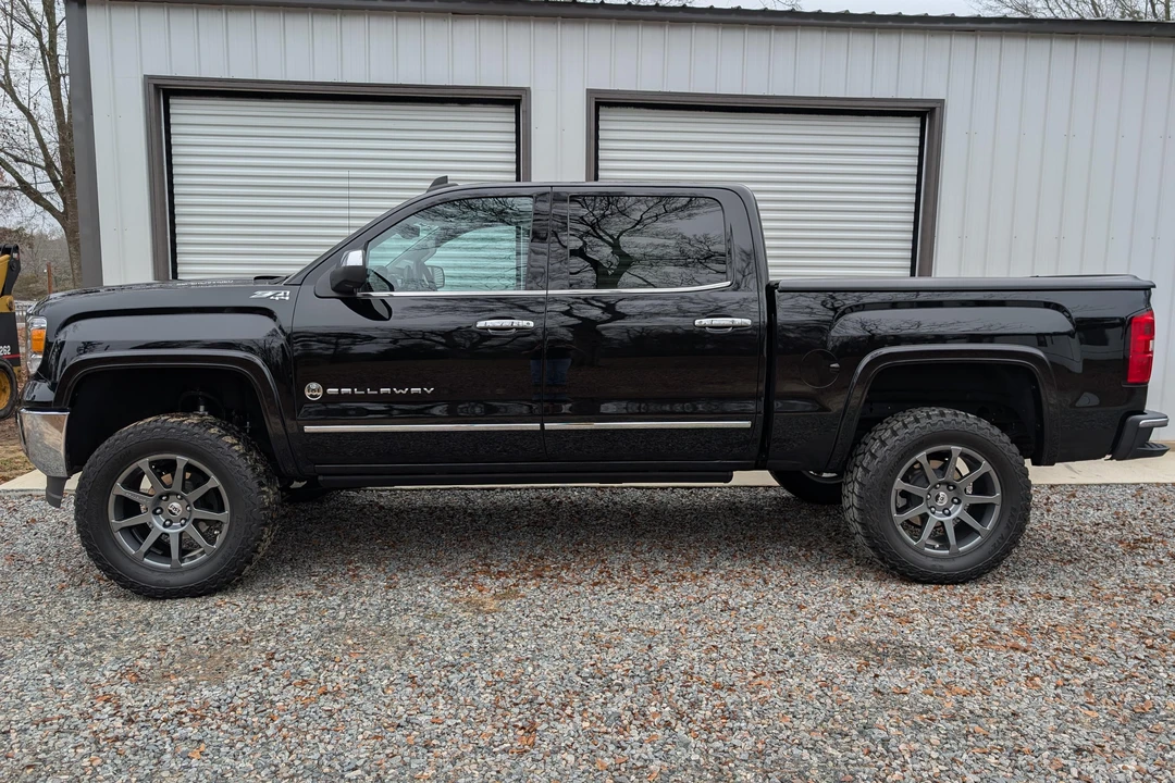 2015 GMC Sierra 4th Gen - Image 3 of 31