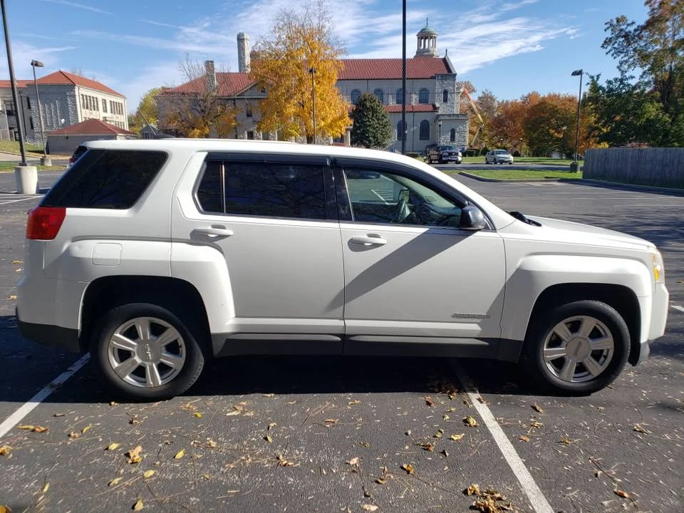 2015 GMC Terrain - Image 4 of 11