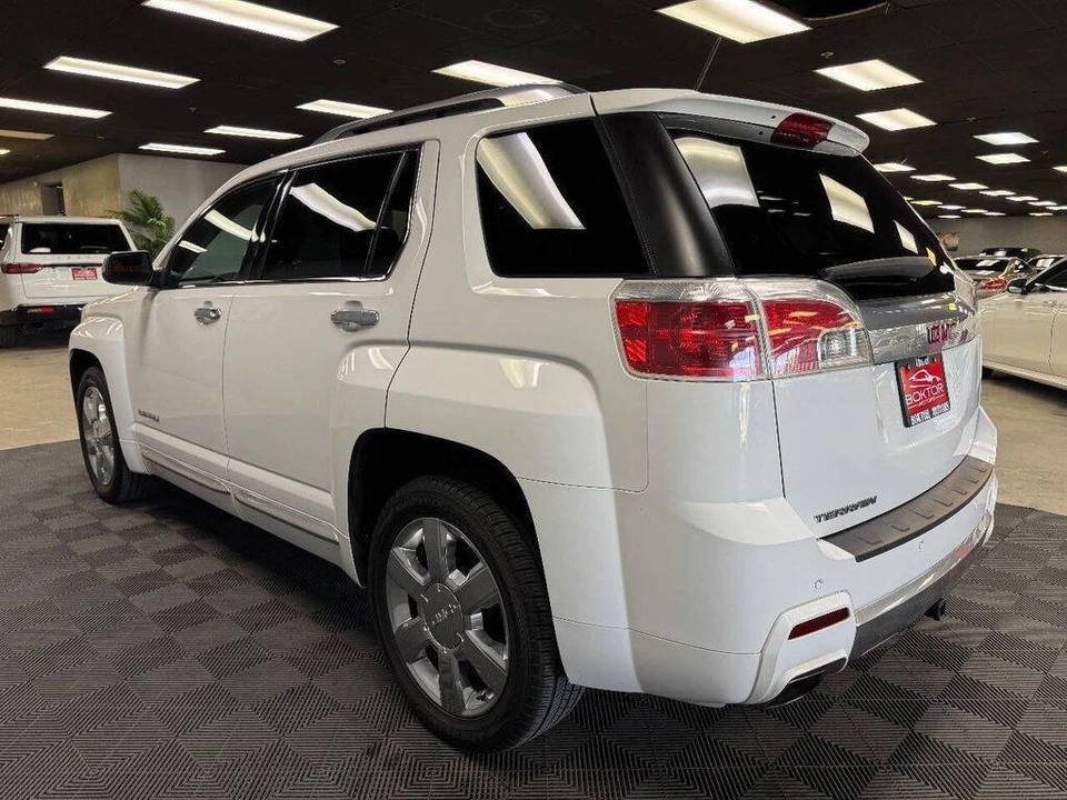 2015 GMC Terrain - Image 11 of 21