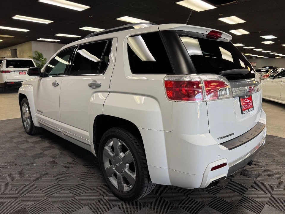 2015 GMC Terrain - Image 9 of 12
