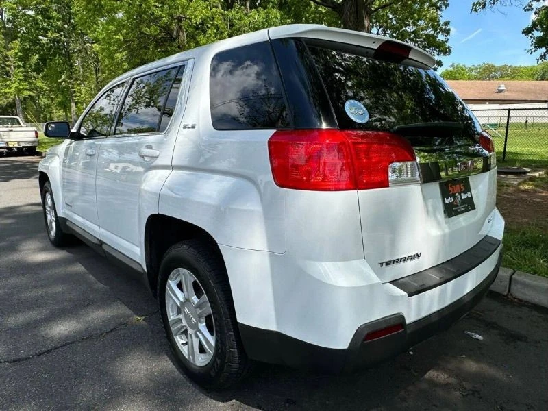 2015 GMC Terrain - Image 10 of 12