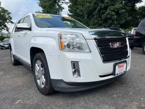 2015 GMC Terrain - Image 2 of 12