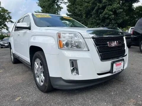 2015 GMC Terrain - Image 2 of 12