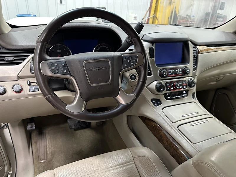 2015 GMC Yukon 4th Gen - Image 9 of 21