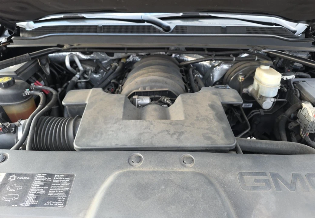 2015 GMC Yukon 4th Gen - Image 18 of 19