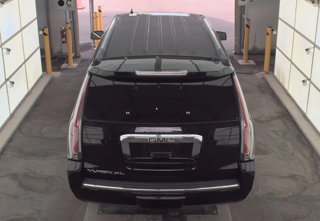 2015 GMC Yukon 4th Gen - Image 5 of 12