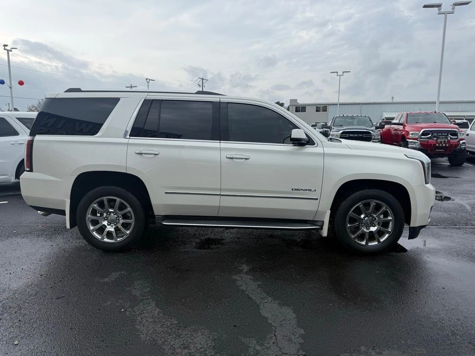 2015 GMC Yukon 4th Gen - Image 4 of 21