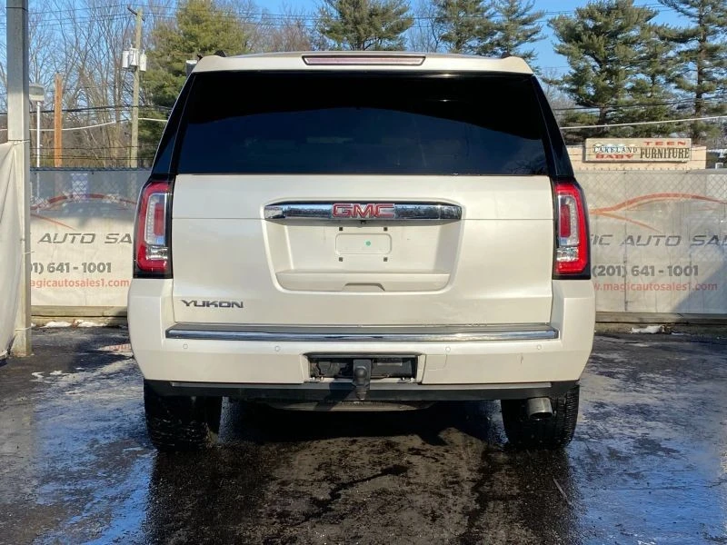 2015 GMC Yukon 4th Gen - Image 10 of 12