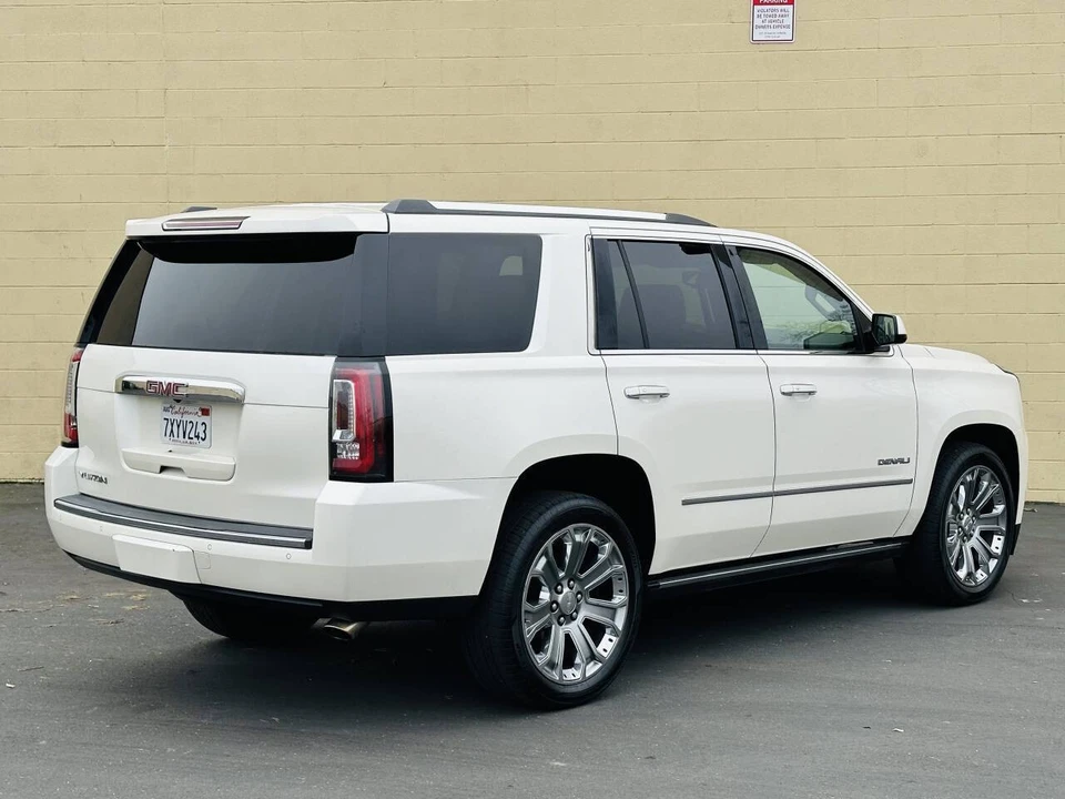 2015 GMC Yukon 4th Gen - Image 8 of 21