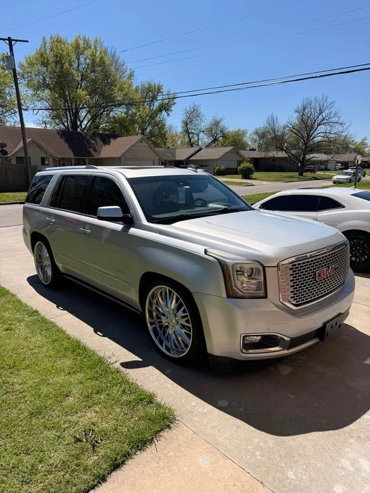 2015 GMC Yukon 4th Gen - Image 10 of 12