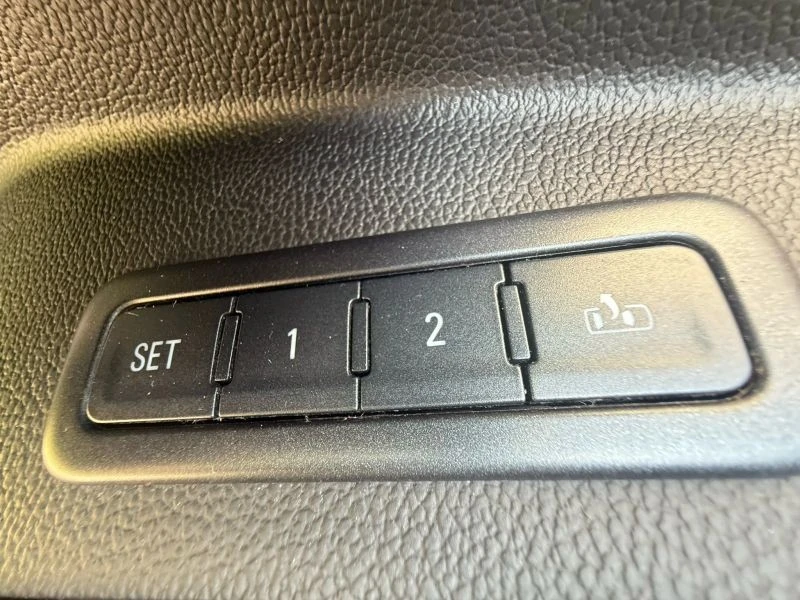 2015 GMC Yukon 4th Gen - Image 10 of 12