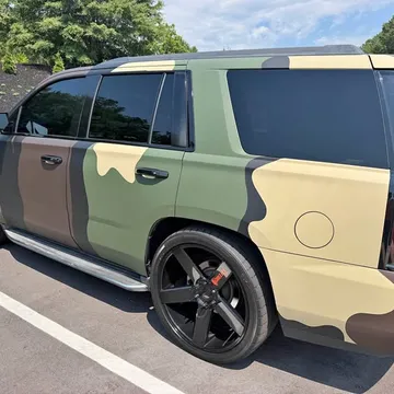 2015 GMC Yukon SLT Sport Utility 4D
