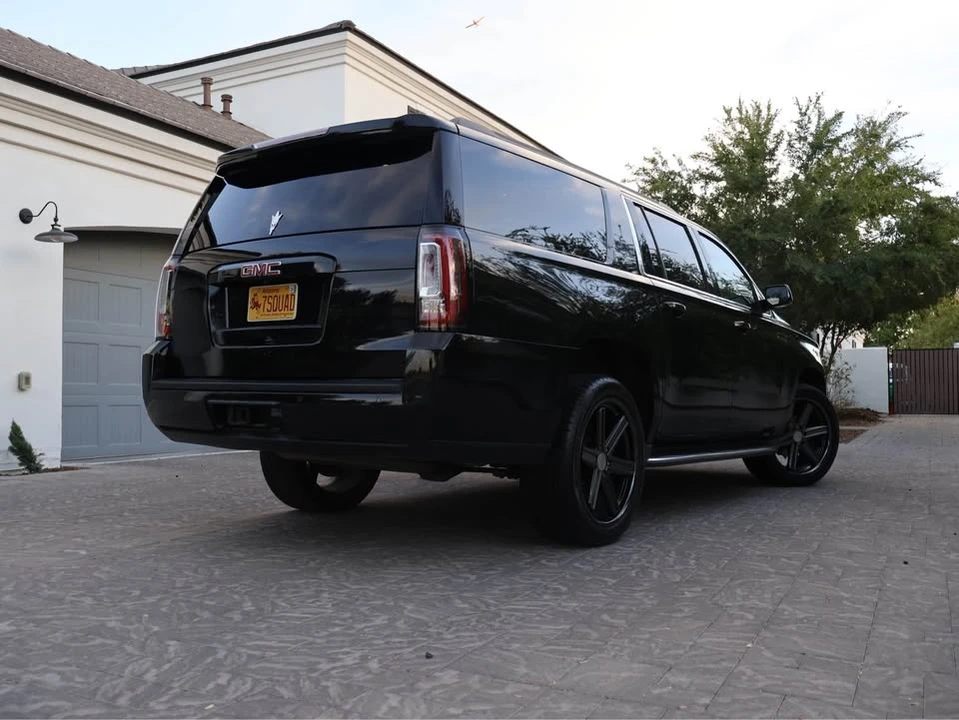2015 GMC Yukon 4th Gen - Image 4 of 9