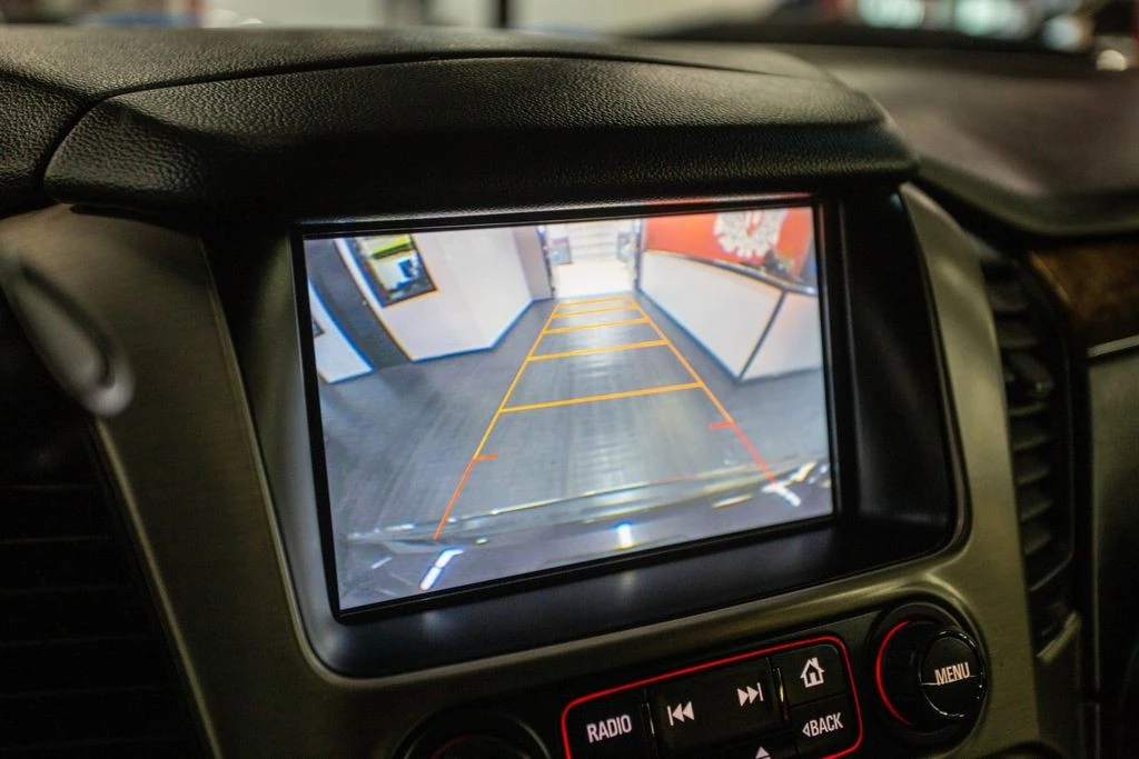 2015 GMC Yukon 4th Gen - Image 8 of 11
