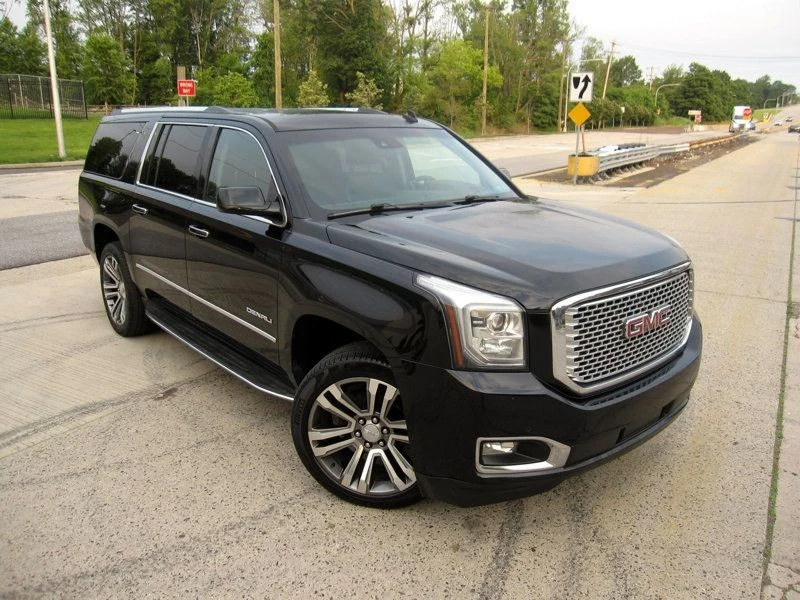 2015 GMC Yukon 4th Gen - Image 2 of 12