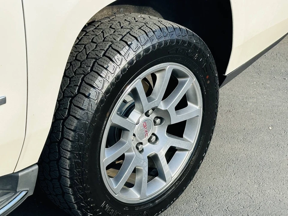 2015 GMC Yukon 4th Gen - Image 15 of 21