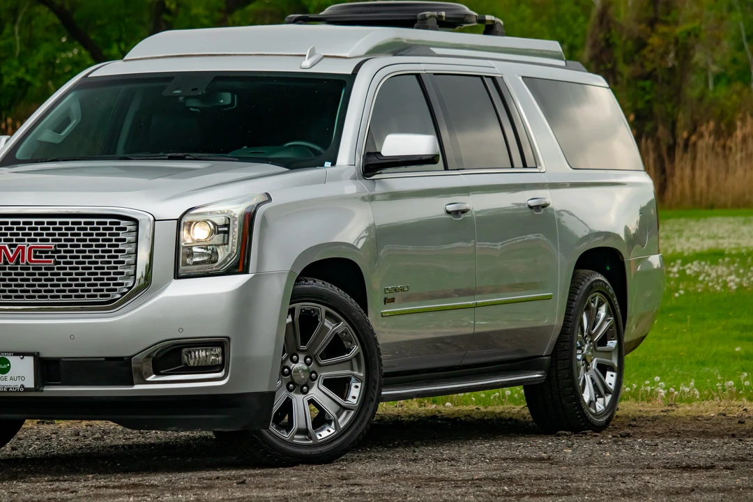 2015 GMC Yukon 4th Gen - Image 31 of 31