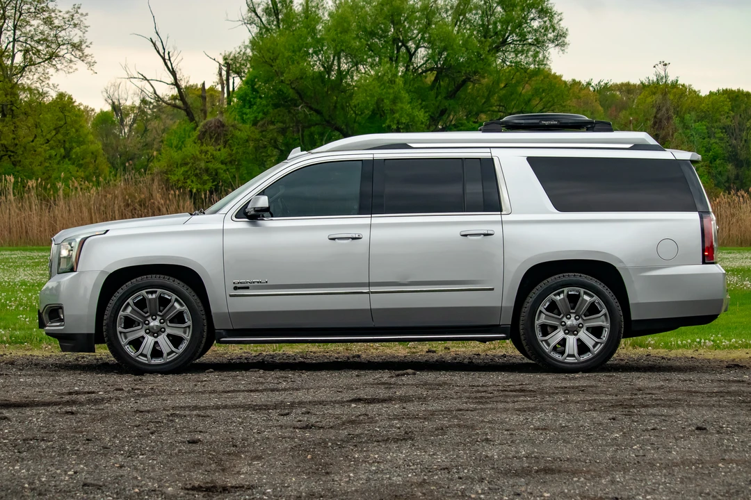 2015 GMC Yukon 4th Gen - Image 4 of 31