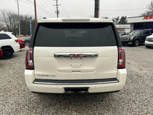 2015 GMC Yukon 4th Gen - Image 7 of 17