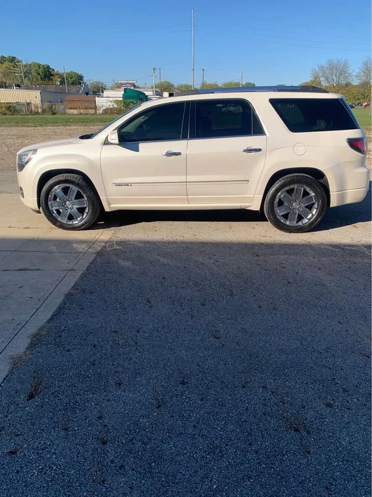 2015 GMC Acadia - Image 12 of 16