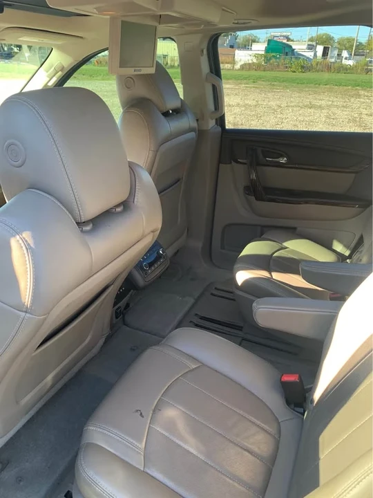 2015 GMC Acadia - Image 14 of 16