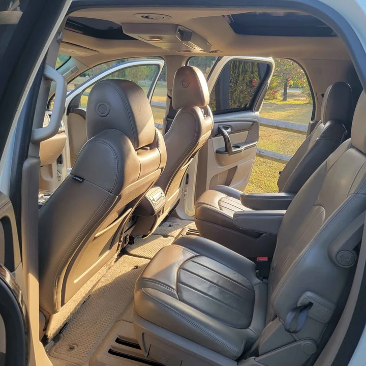 2015 GMC Acadia - Image 9 of 15