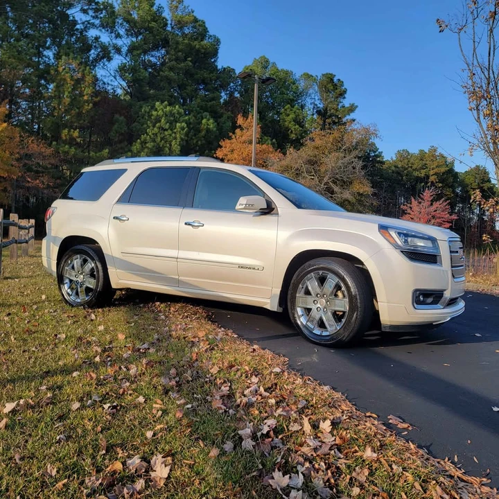 2015 GMC Acadia - Image 4 of 15