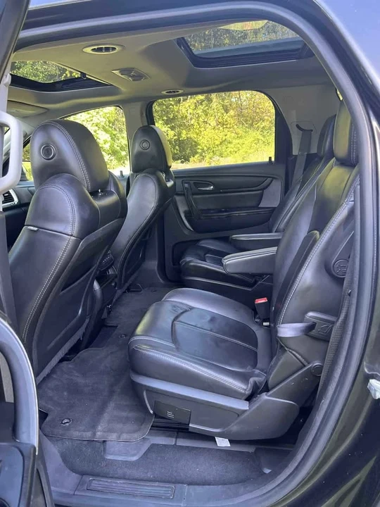 2015 GMC Acadia - Image 6 of 12