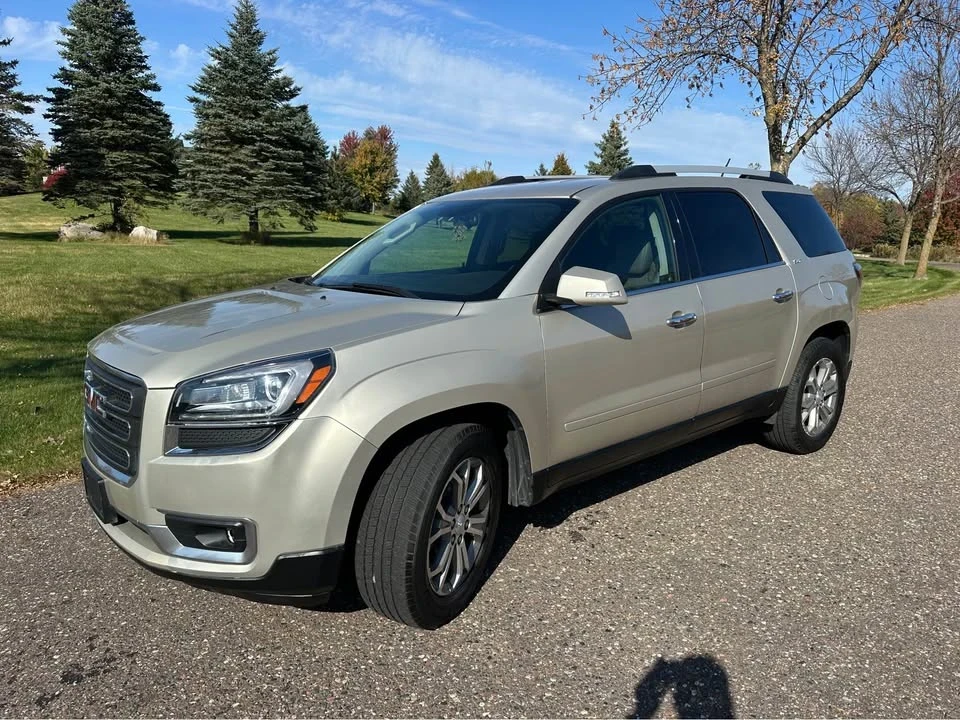 2015 GMC Acadia - Image 2 of 15