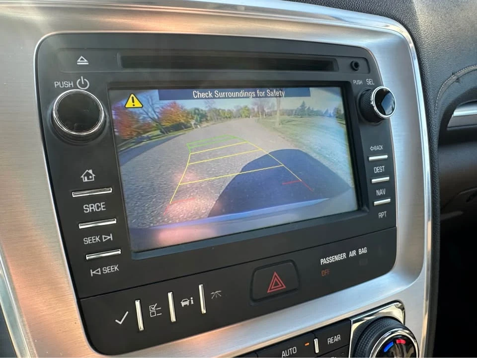 2015 GMC Acadia - Image 14 of 15