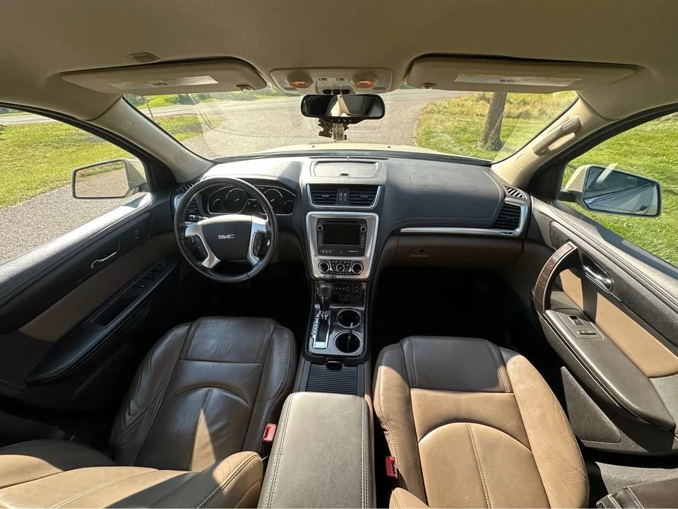 2015 GMC Acadia - Image 9 of 15