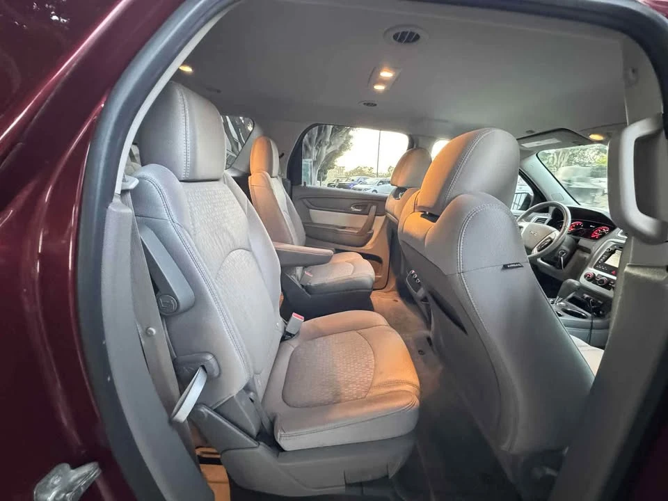 2015 GMC Acadia - Image 10 of 14